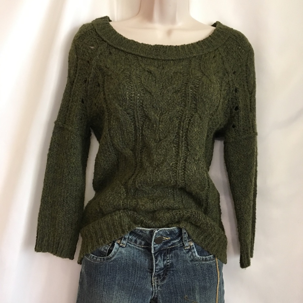 Very Soft Loft Brand Olive Green Sweater